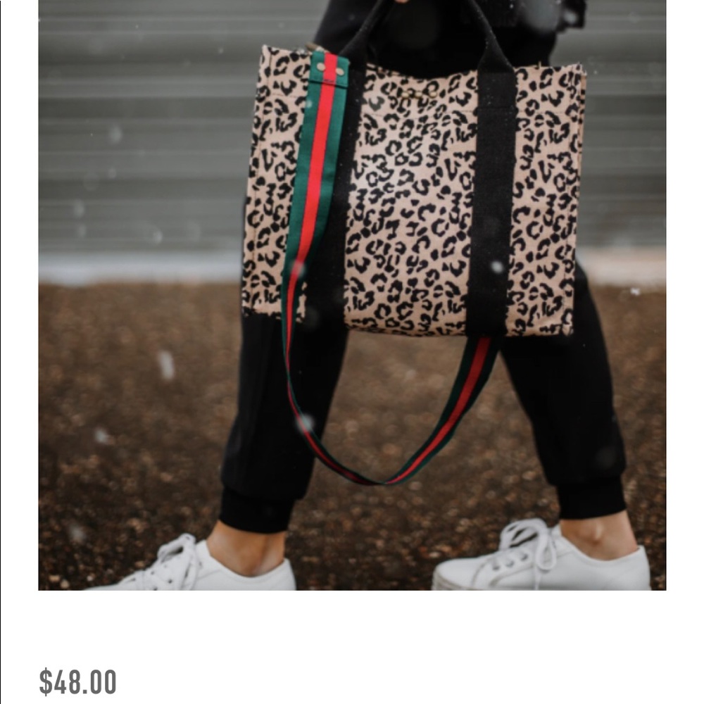 Leopard crossbody bag